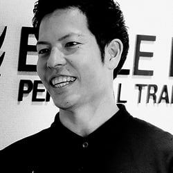 厳選されたトレーナー陣