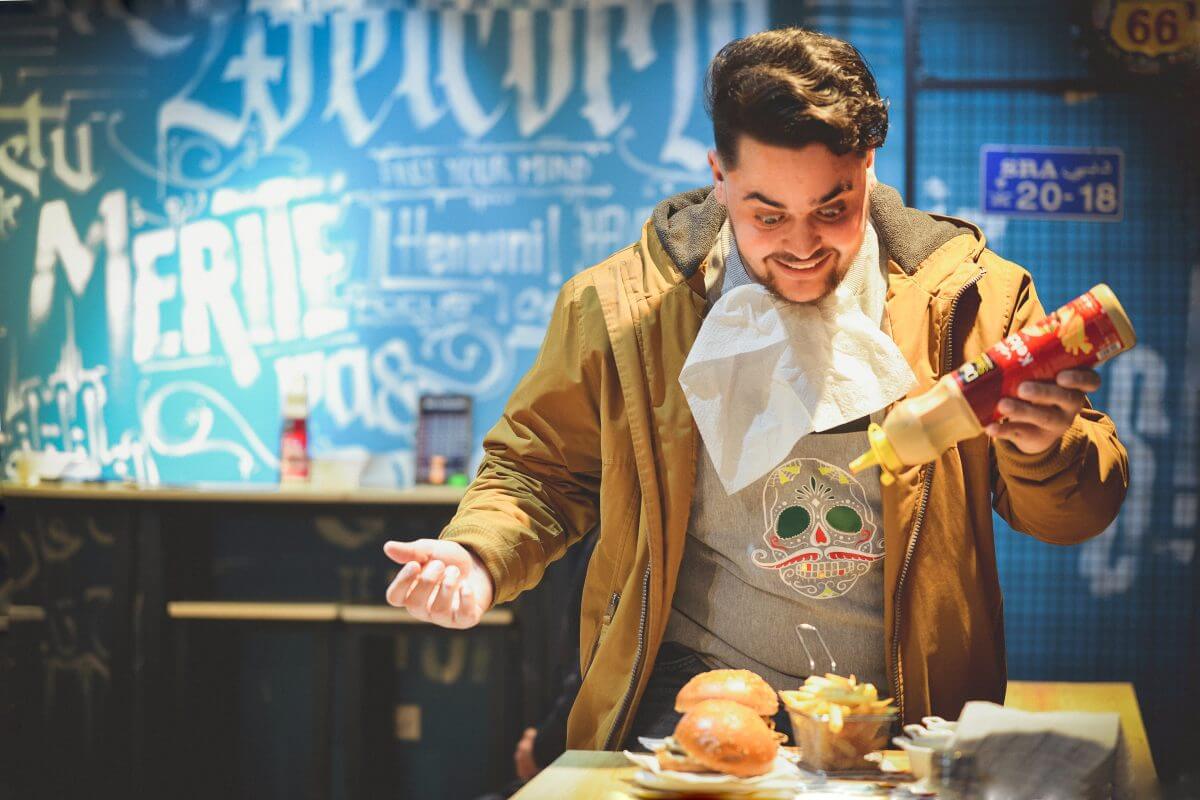 夜食症候群の方以外と多いです…