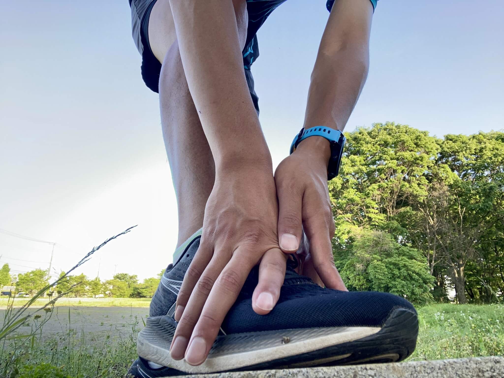 ランニングで足の甲に痛みが出る3つの原因と対策法とは？自宅で簡単にできるトレーニングもあわせて紹介！