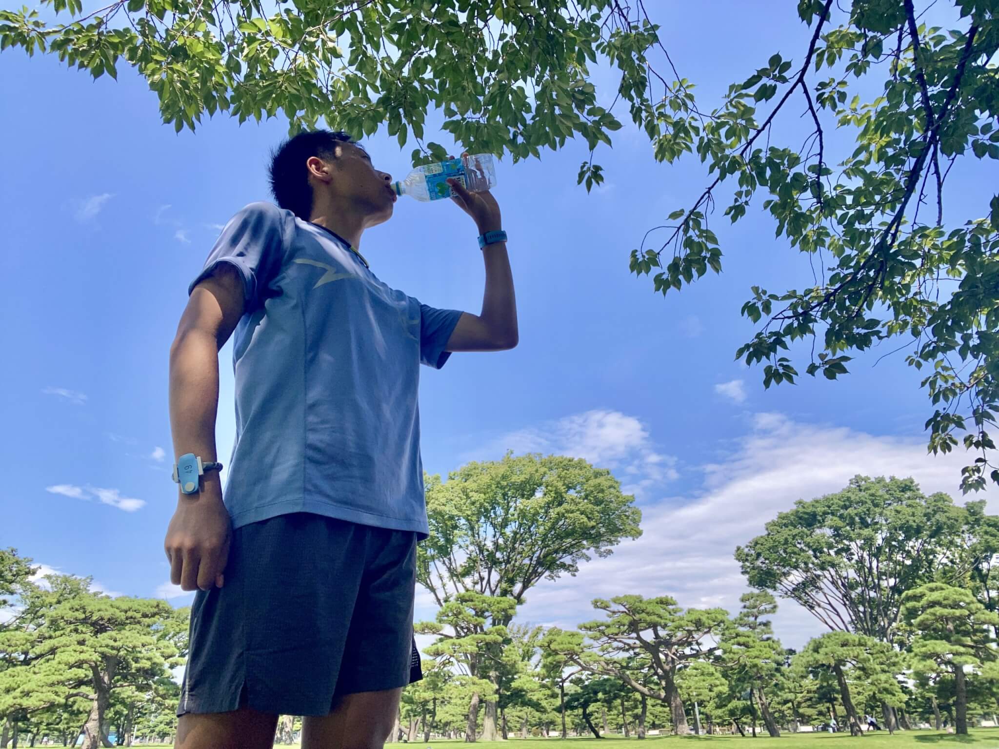 トレーニングに飲み物は必要？おすすめ飲料3選と摂取量の目安もあわせて解説！