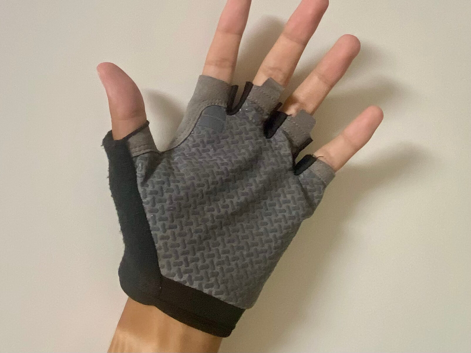 トレーニングによるマメを防止する4つの方法とは？グローブの選び方もあわせて紹介！